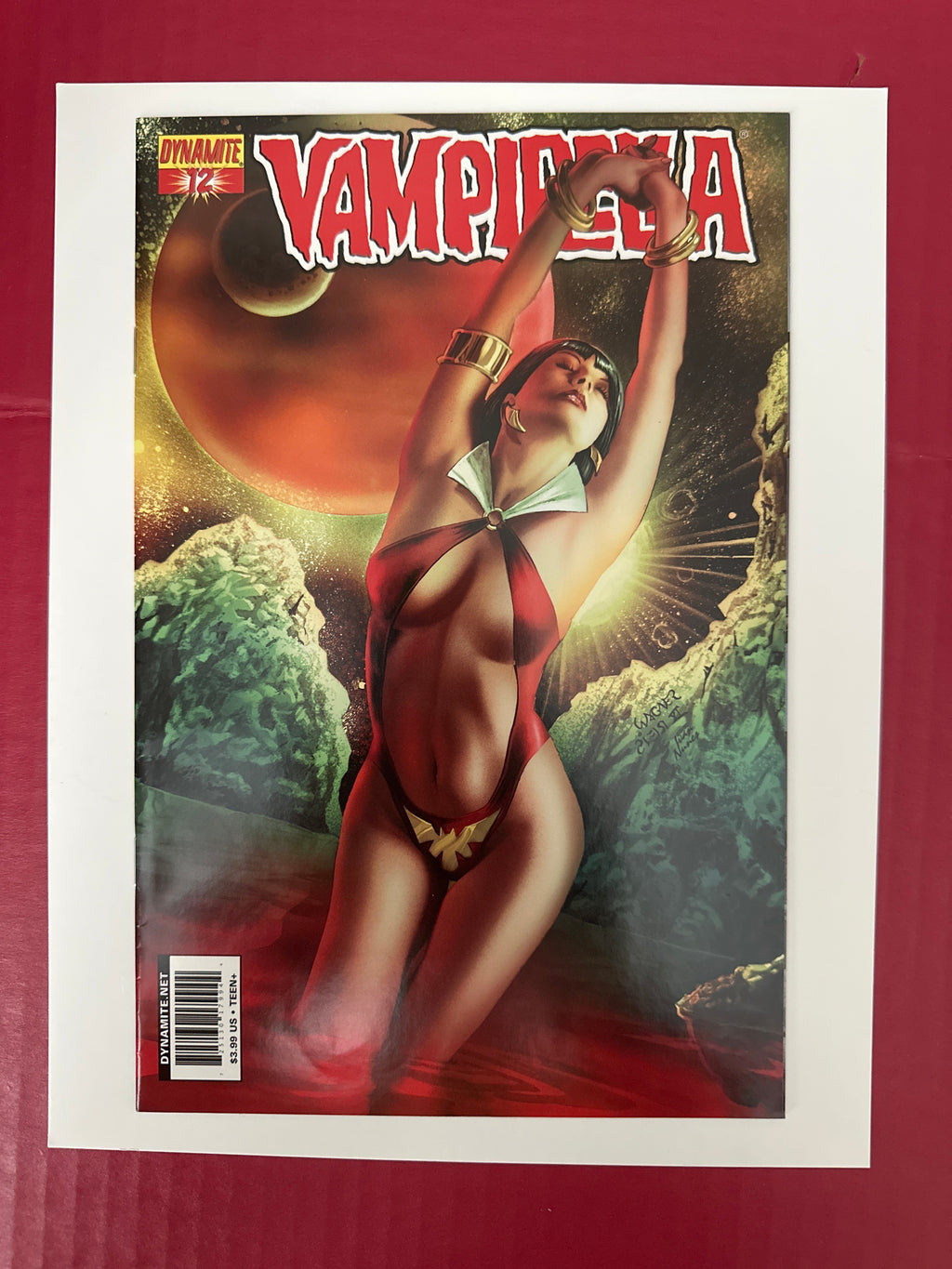 Vampirella, Vol. 1 #12 (Dynamite Entertainment 2011) Wagner Reis Cover by Ugly Monkey Comics