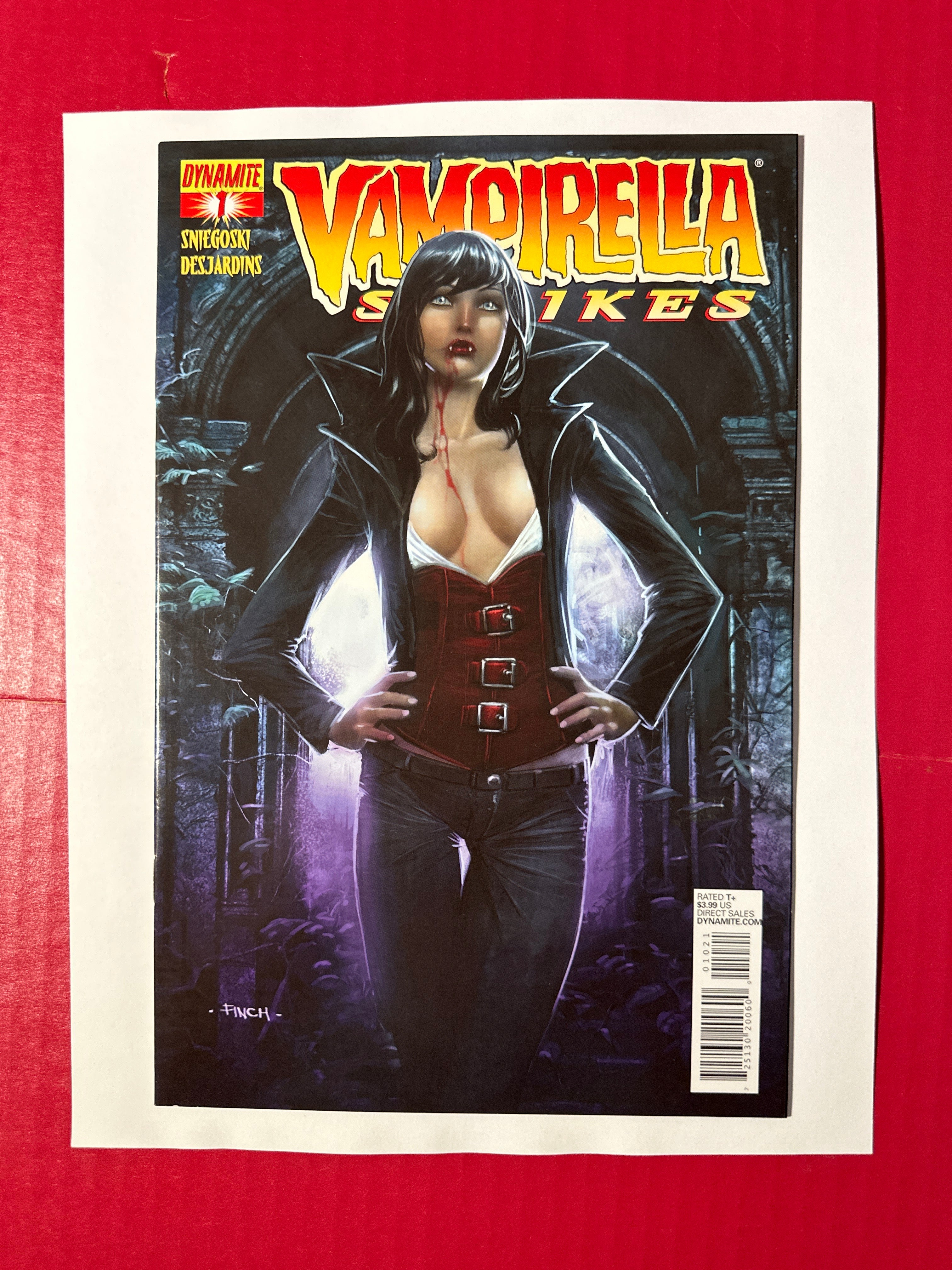 Vampirella Strikes, Vol. 2 #1B (Dynamite Entertainment 2013) David Finch Cover by Ugly Monkey Comics