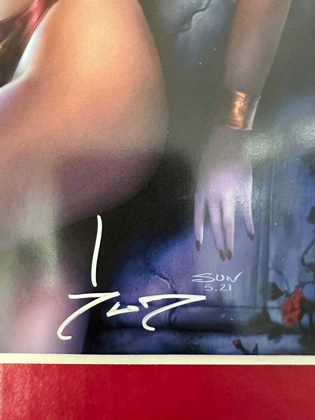Vampirella, Vol. 6 #22 (2021) Sad Lemon Comics Exclusive Sun Khamunaki Virgin Variant Signed by Ugly Monkey Comics