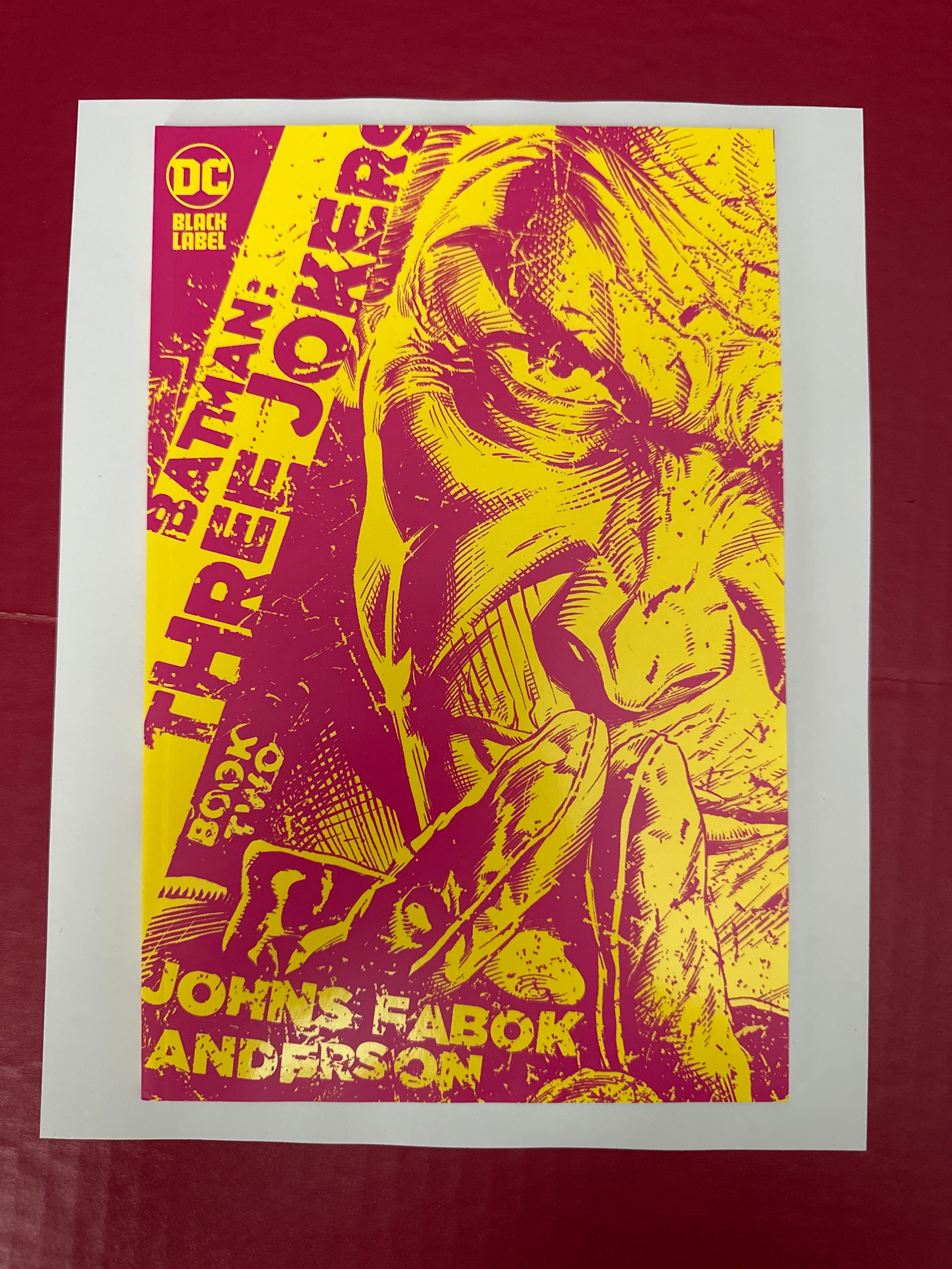 Batman: Three Jokers #2C (DC Comics 2020) 1:25 Jason Fabok Yellow Variant by Ugly Monkey Comics