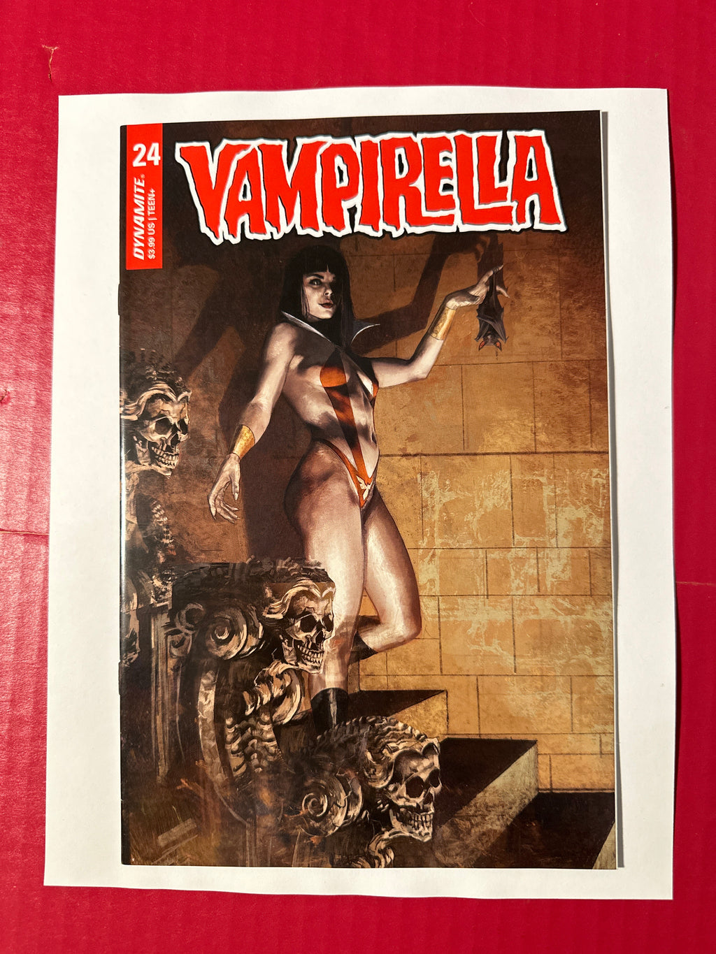 Vampirella, Vol. 6 #24 (Dynamite Entertainment 2021) Incentive Variant Cover by Ugly Monkey Comics